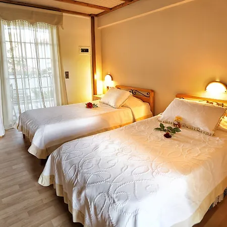 Otel Argo & Agioi Apostoloi (Evia)